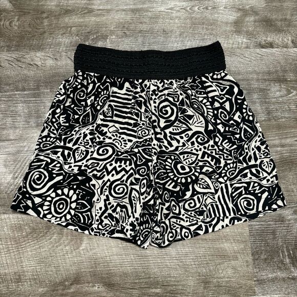 Robert Louis Casual Pull On Shorts Size Medium - Picture 1 of 7